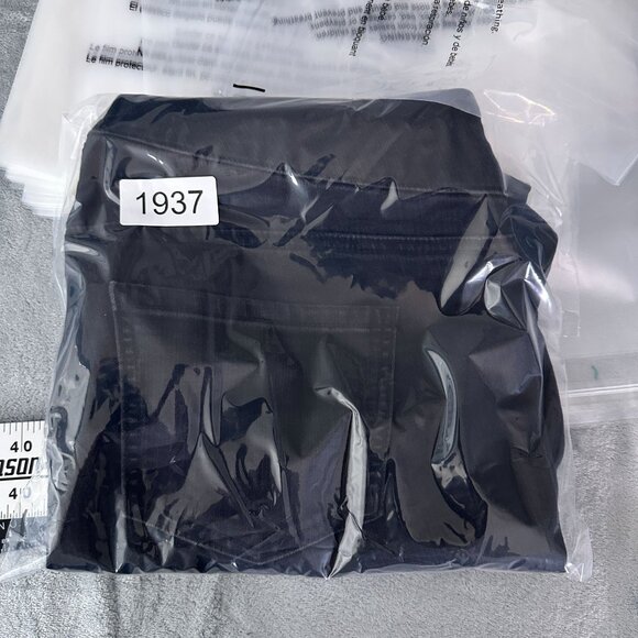 Torrid Skinny Jeans Womens Size 16R Mid Rise Ankle Slim Button Fly Black - Picture 12 of 12